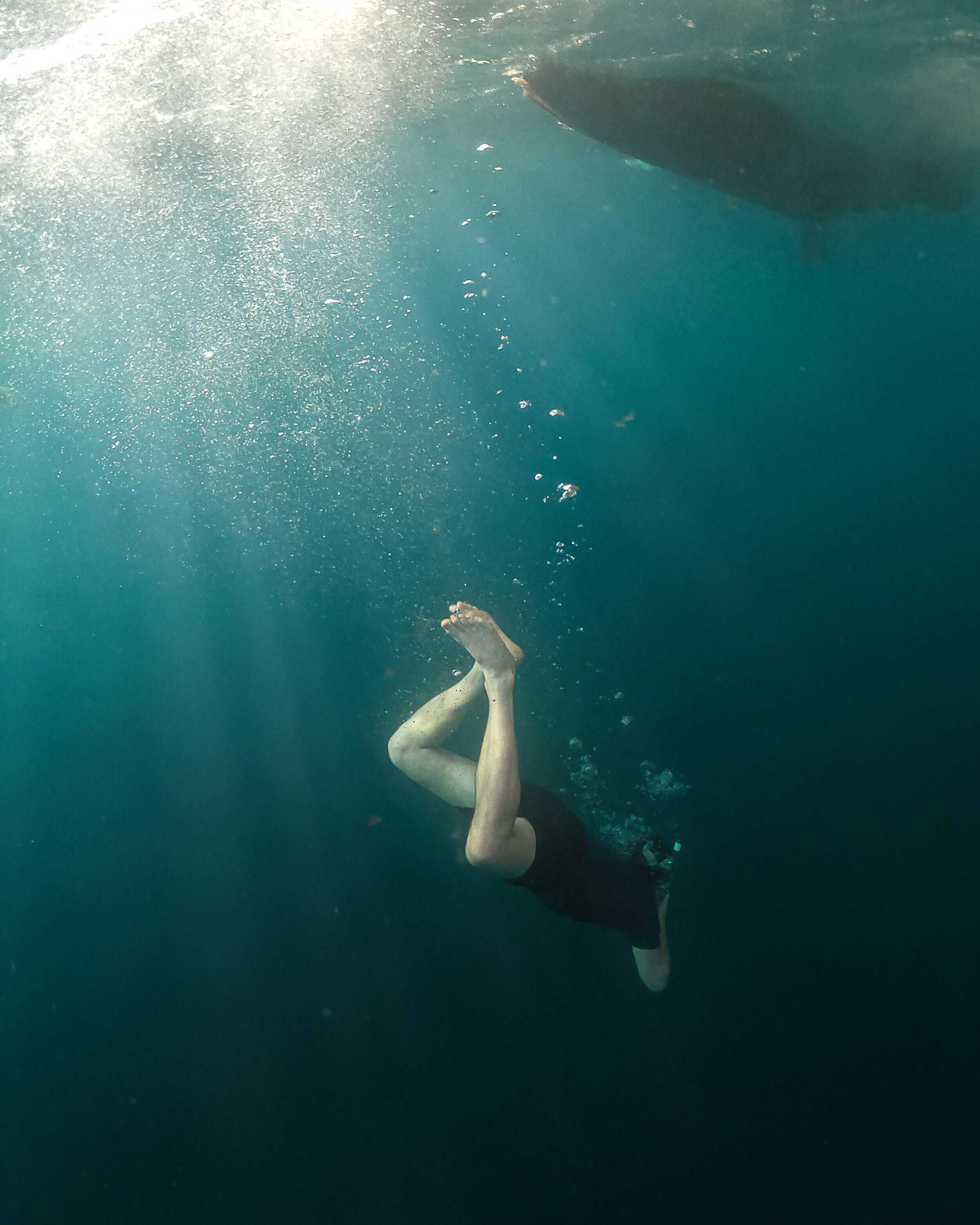 underwater swimmer diver turquoise water adventure lifestyle photographer london
