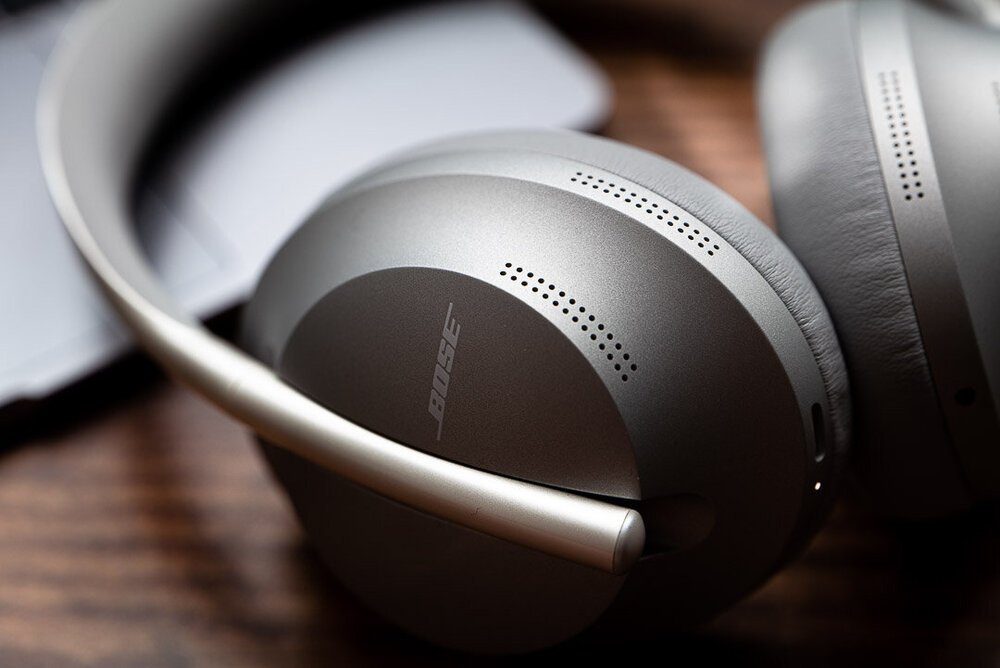 Bose 700 noise cancelling headphones product photographer London