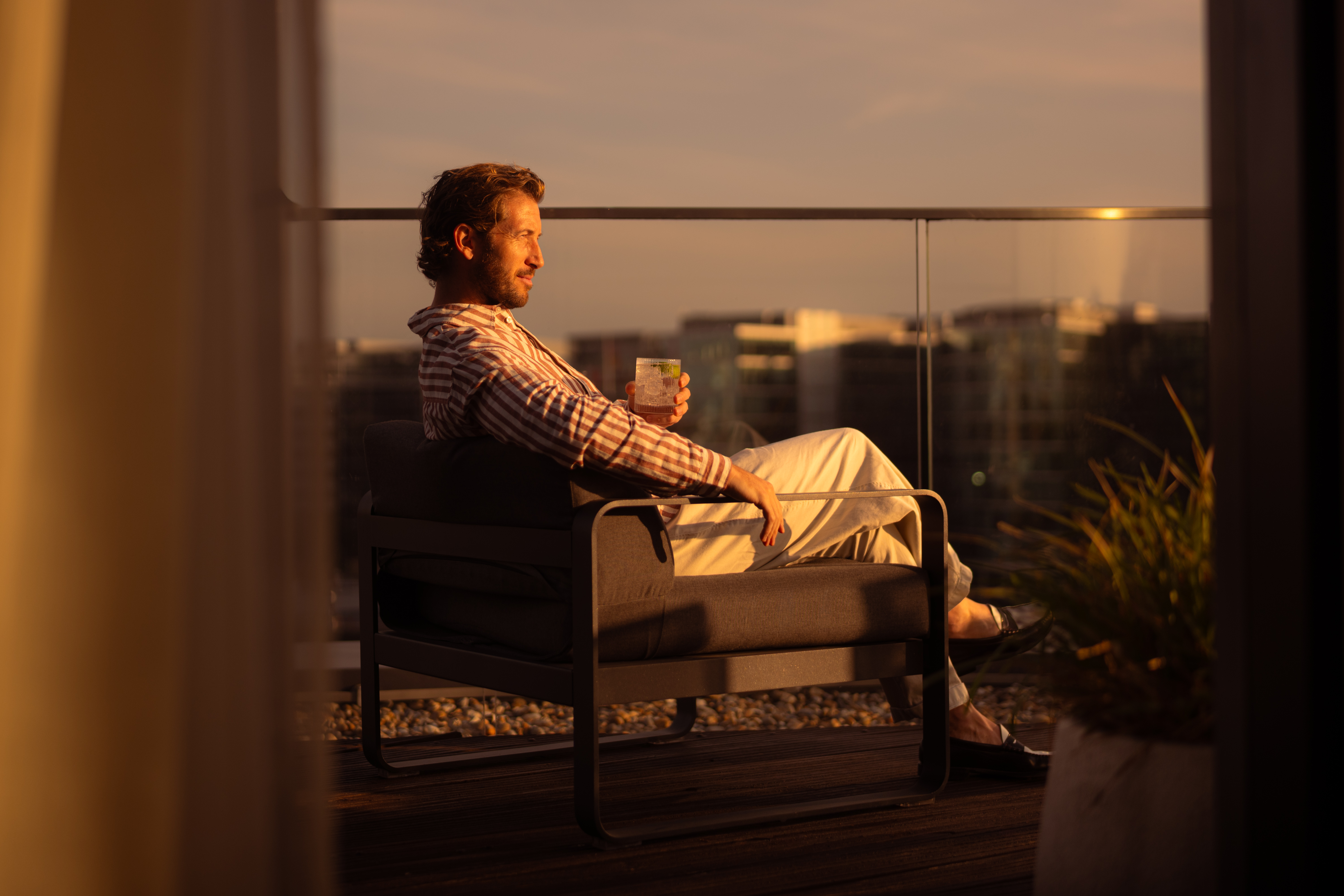 Cheval Three Quays — serviced apartment dining lifestyle photography London — David McConaghy