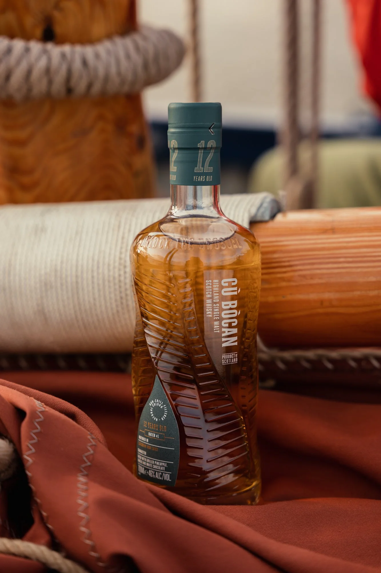 C&ugrave; B&ograve;can 12 Year single malt whisky sailing photography