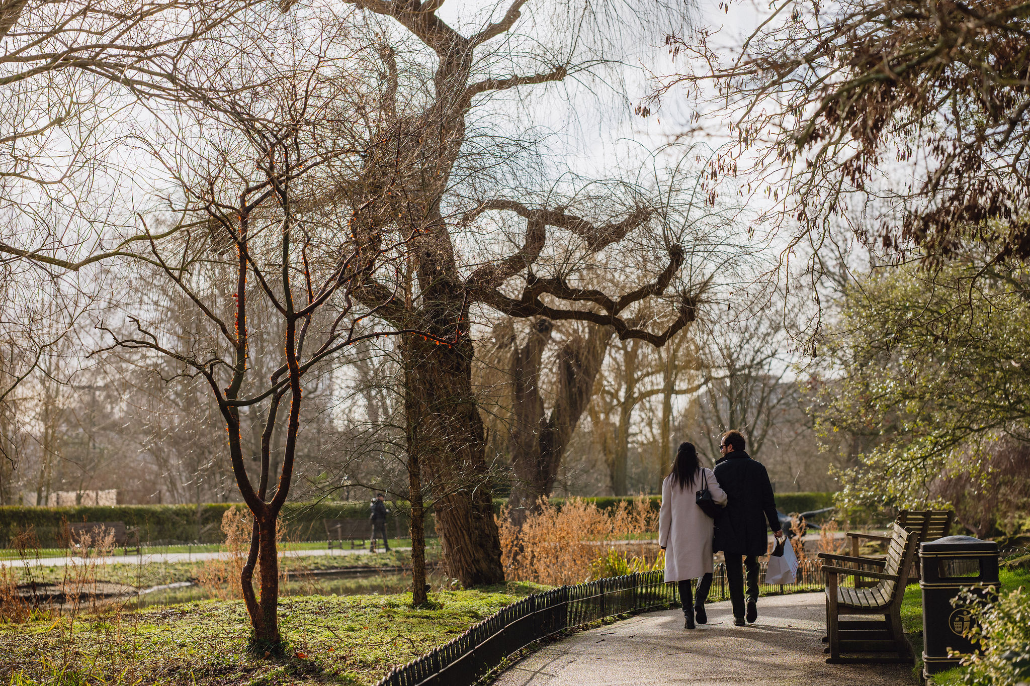 Regents Park London golden hour, lifestyle photography