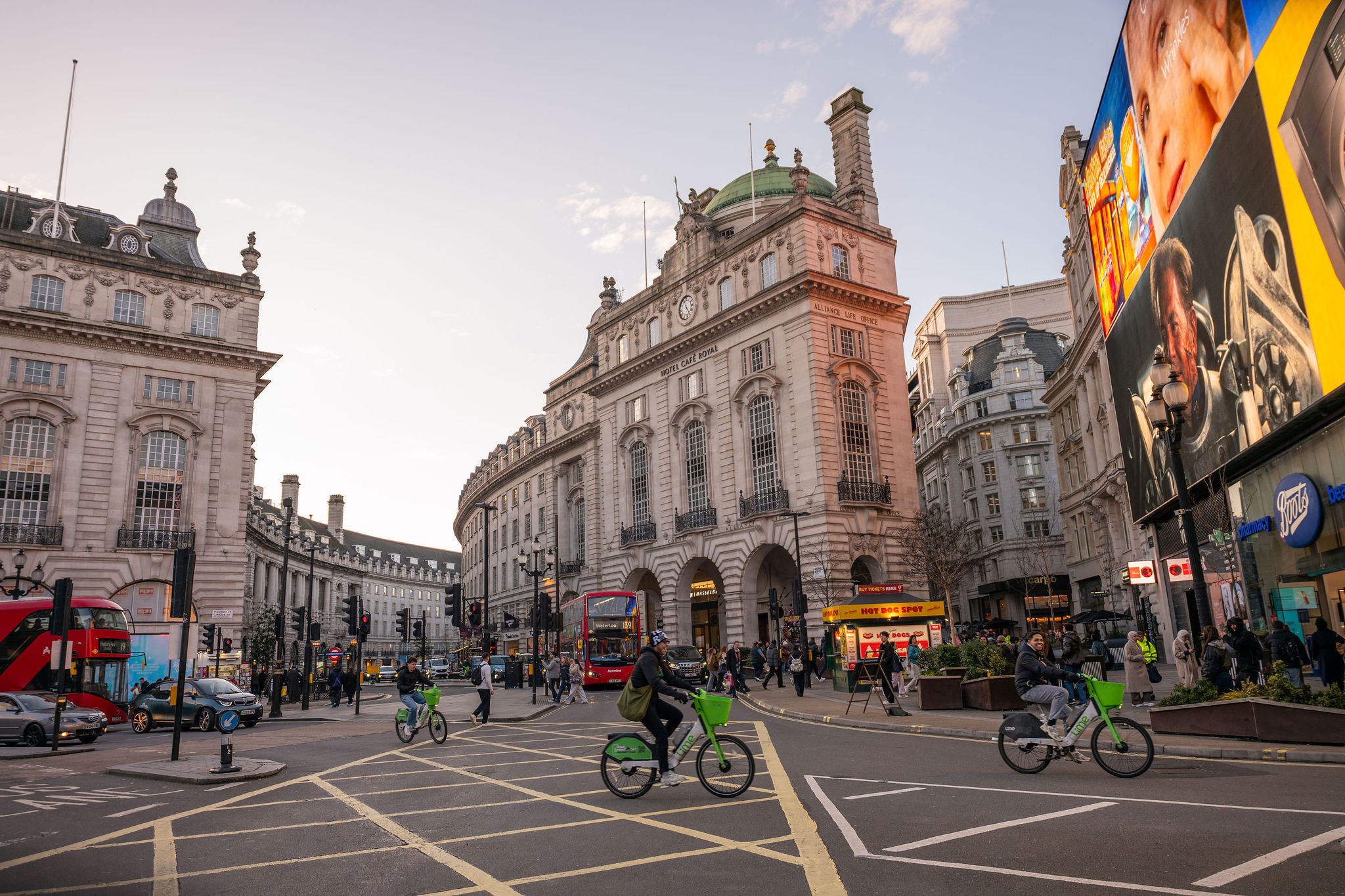 Soho London dining couple, lifestyle photography
