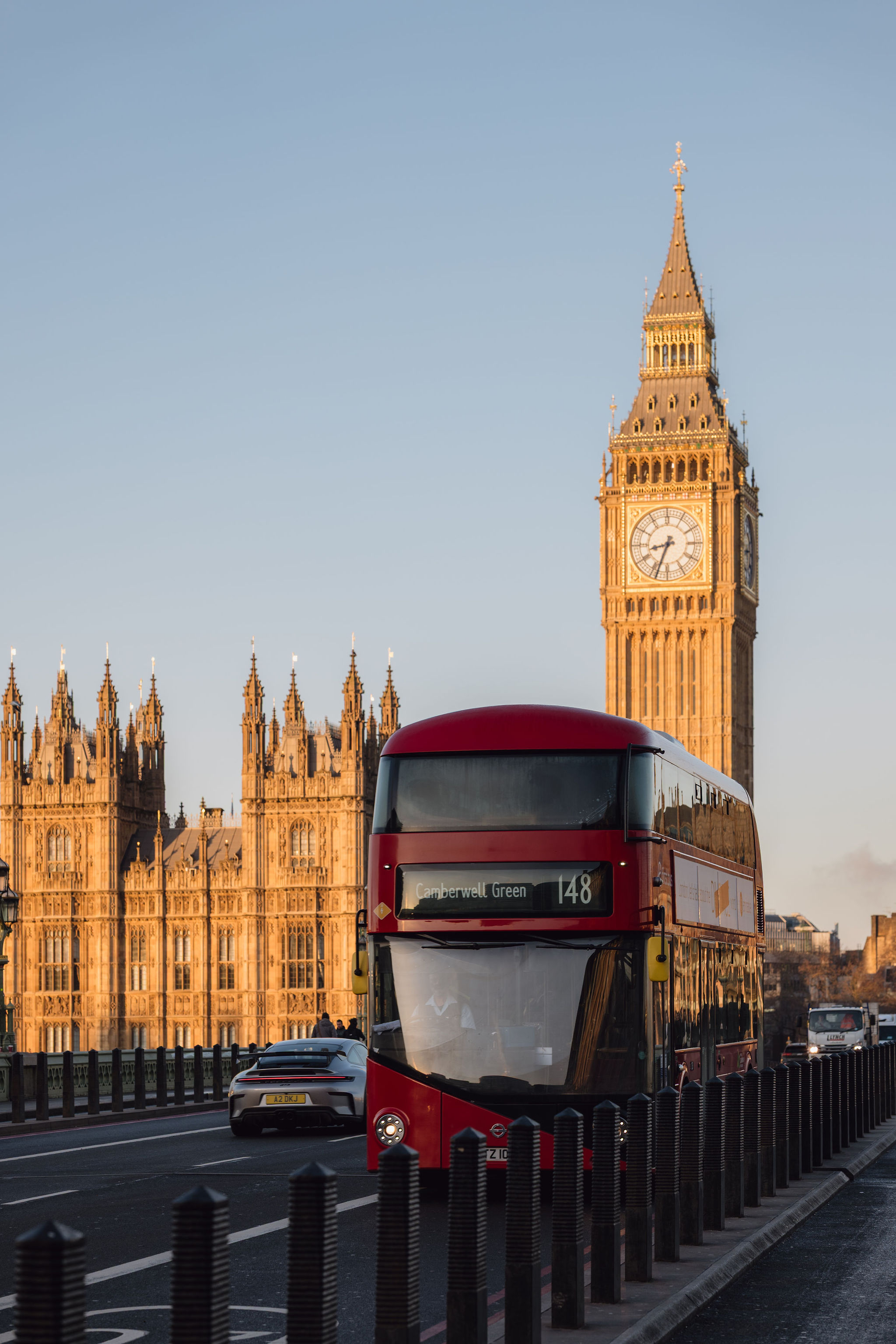 Couple on Southbank bridge London, lifestyle photography