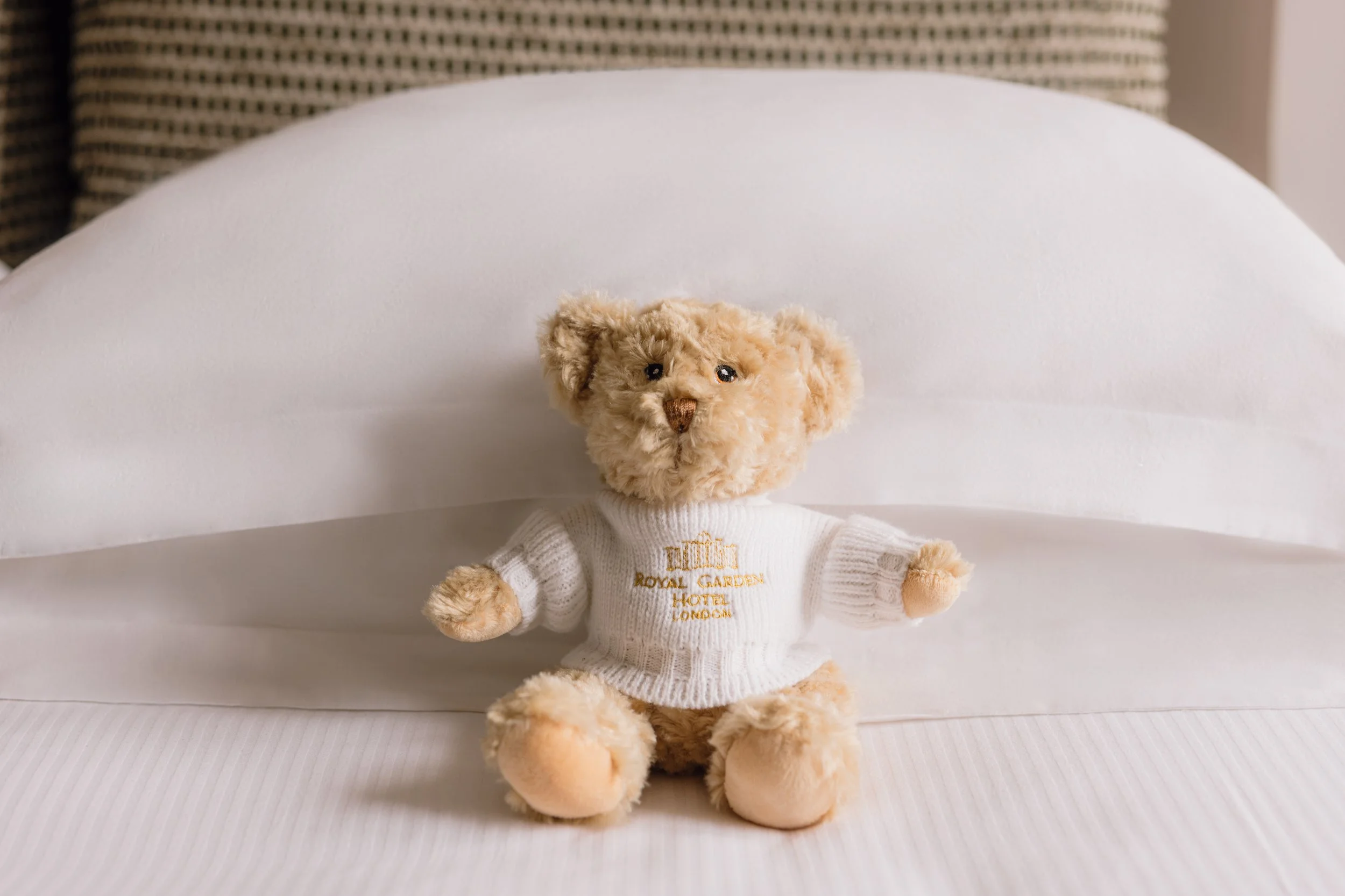 Royal Garden Hotel hotel interior lifestyle photography