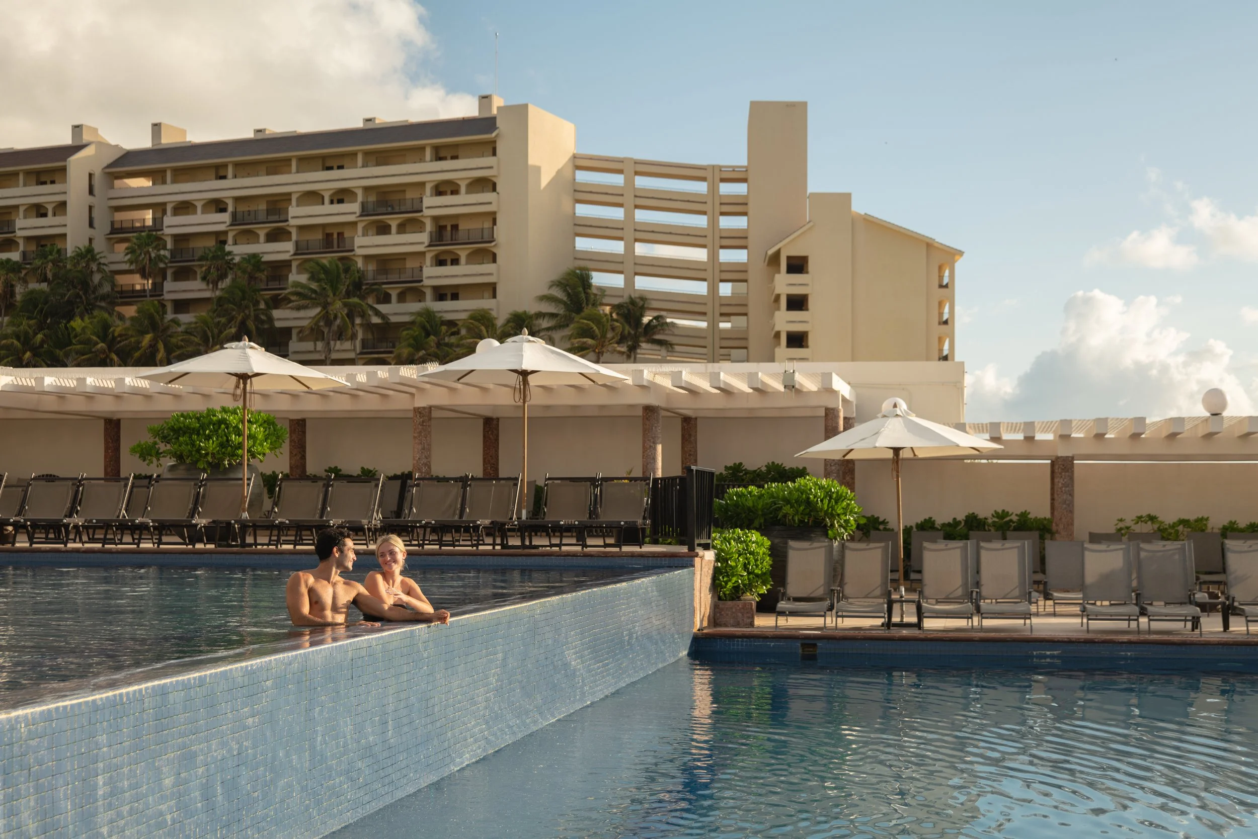 Seadust Cancun dining photography resort lifestyle