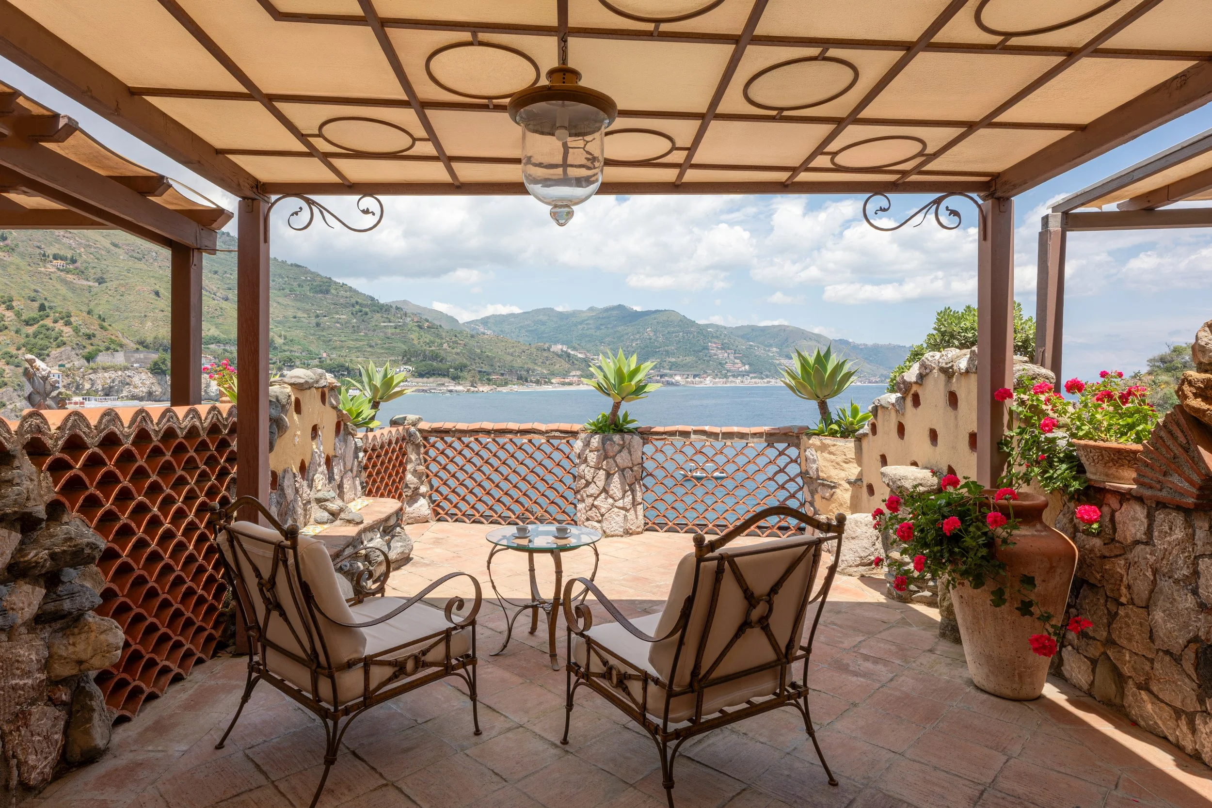 VRetreats Atlantis Bay — Sea View Junior Suite photography